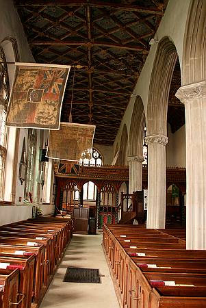 Cullompton - The Aisle